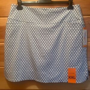 SC & Co Skirt Womens Size XXL Tummy Control Pull On NWT. B&W
